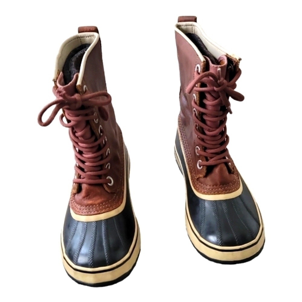 Sorel Two-Tone Lace-Up Duck Boots in Brown and Black